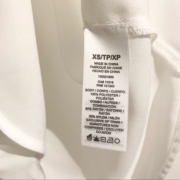 DYNAMITE Semi-Sheer Sleeveless Chiffon Blouse NWT - Picture 10 of 13